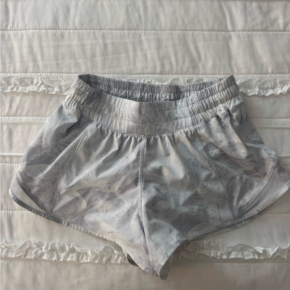 Lululemon grey/white Shorts